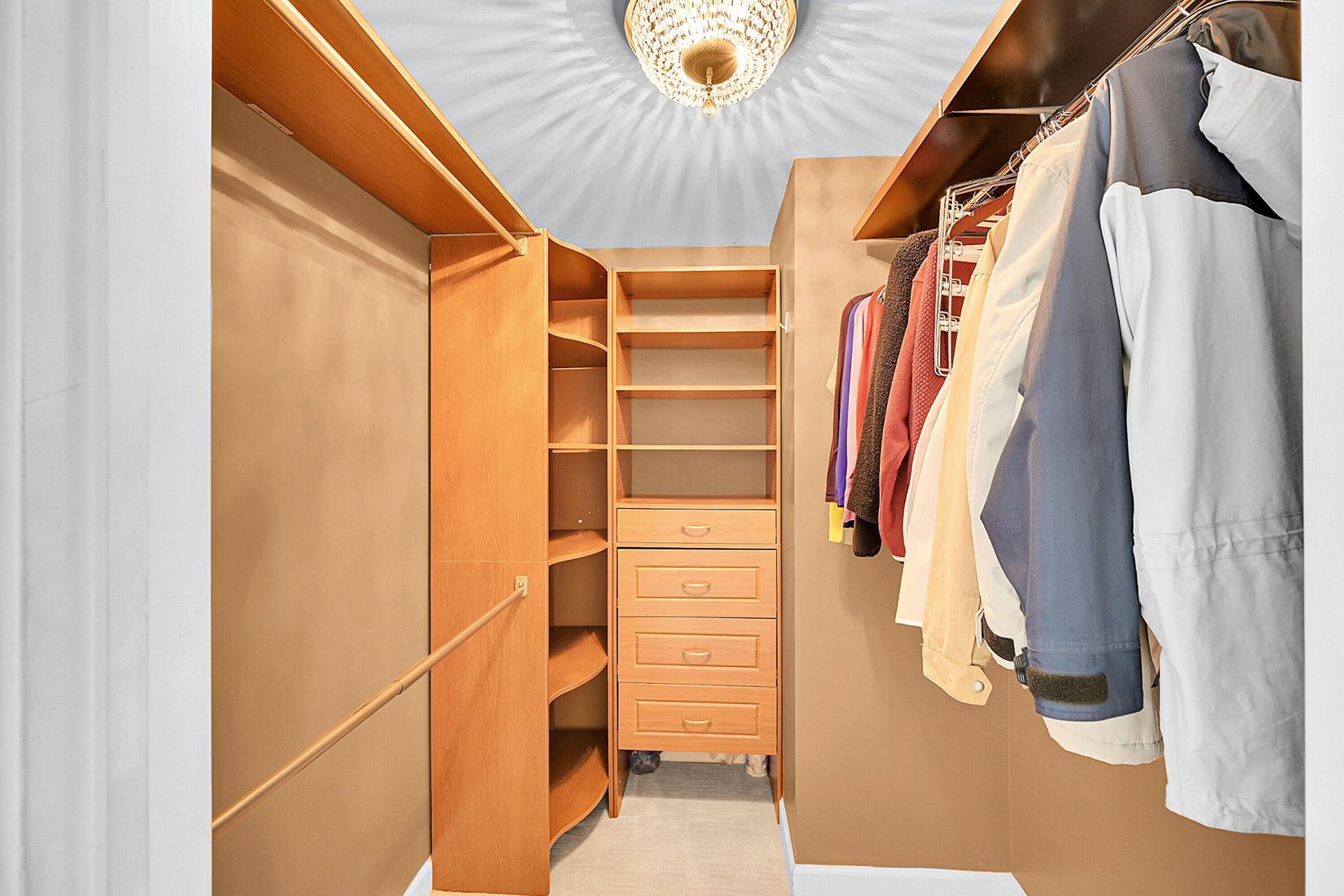 2640 Lake Shore Drive, Unit 2011, Riviera Beach, FL 33404 Photo