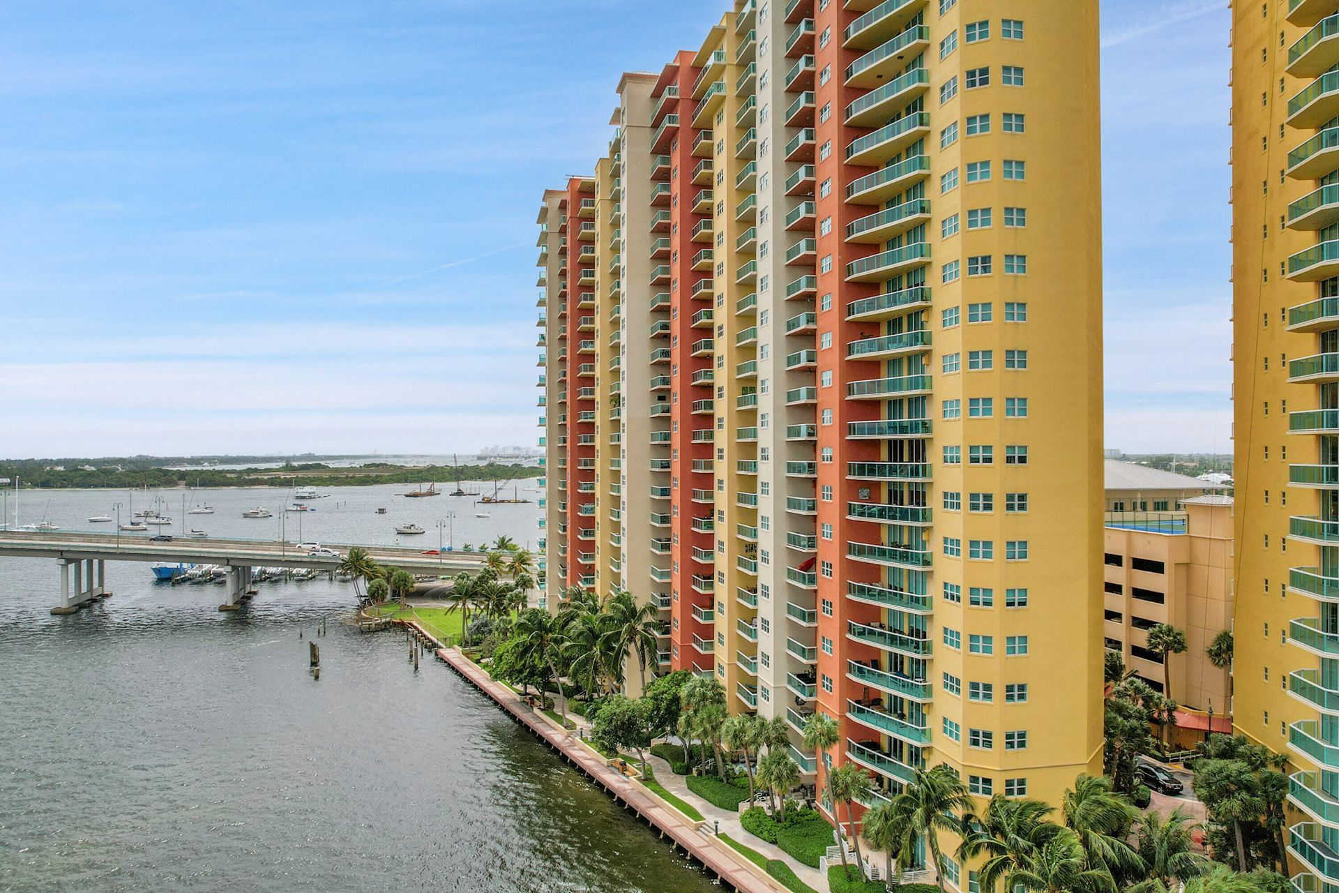 2640 Lake Shore Drive, Unit 2011, Riviera Beach, FL 33404 Photo