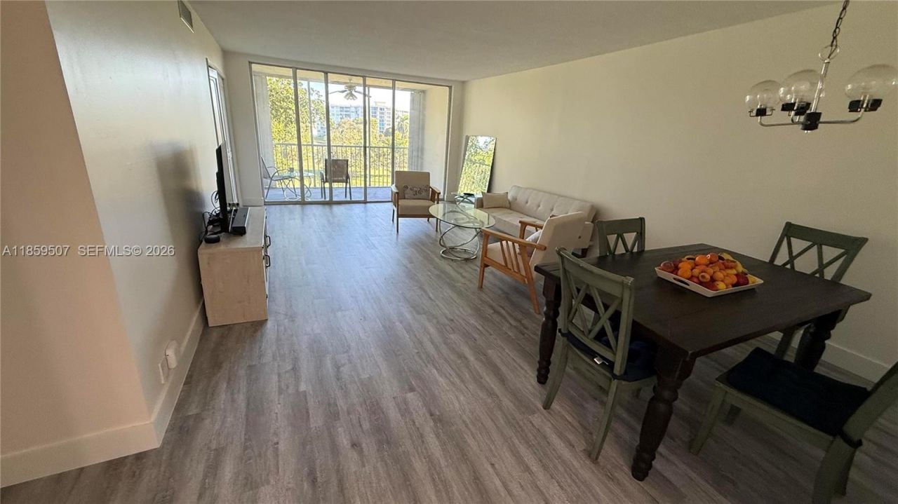 2671 S Course Dr, Unit 403, Pompano Beach, FL 33069 Photo