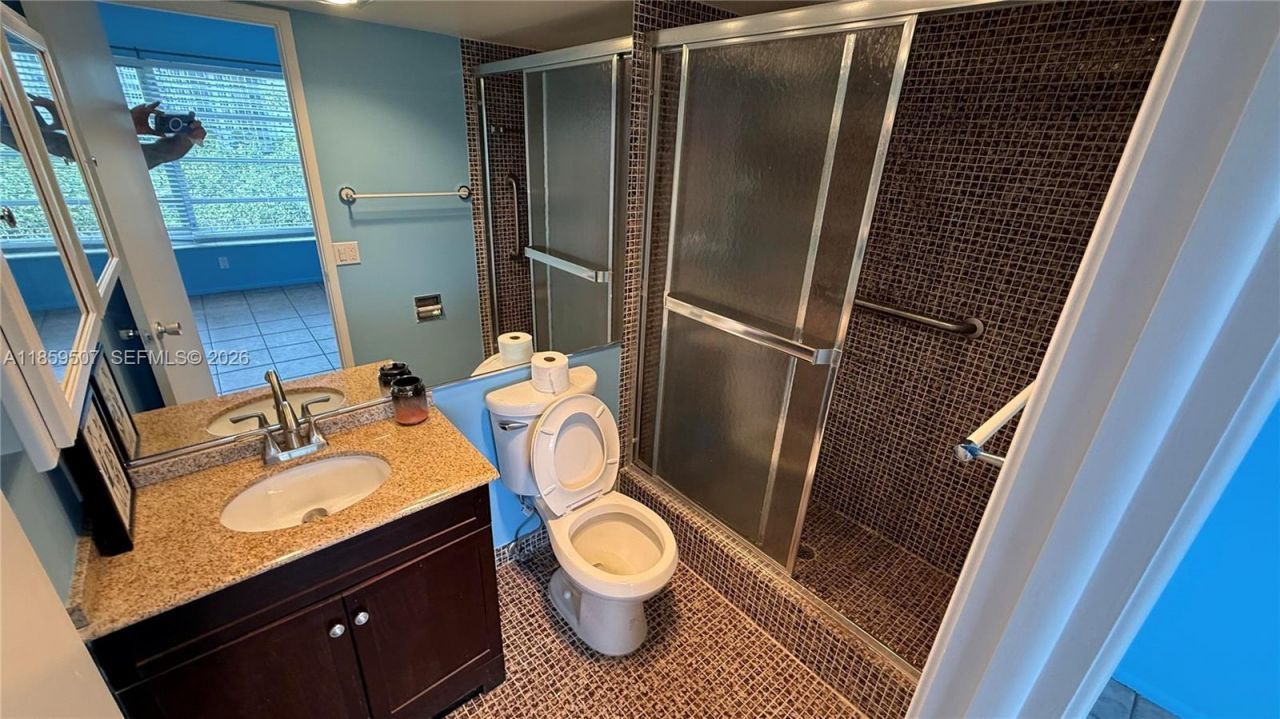 2671 S Course Dr, Unit 403, Pompano Beach, FL 33069 Photo