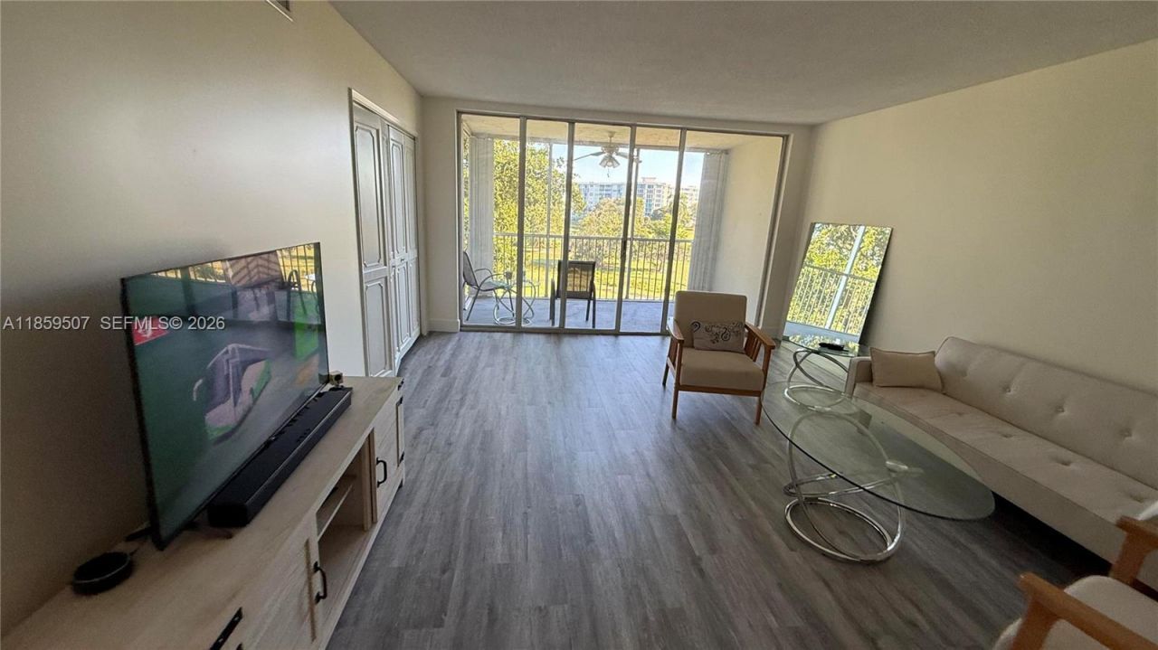 2671 S Course Dr, Unit 403, Pompano Beach, FL 33069 Photo