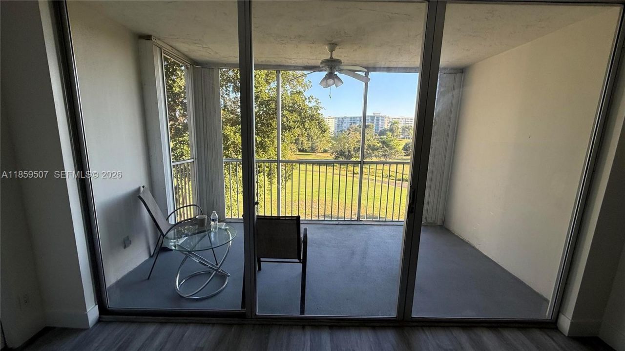 2671 S Course Dr, Unit 403, Pompano Beach, FL 33069 Photo