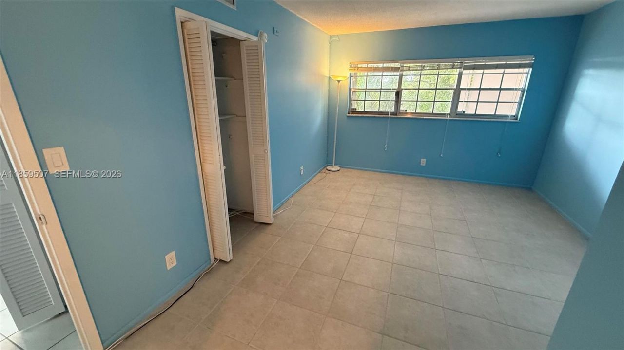 2671 S Course Dr, Unit 403, Pompano Beach, FL 33069 Photo