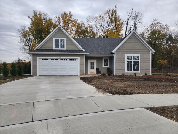 1468 Maplewood Drive, Unit 9, Jenison, MI 49428