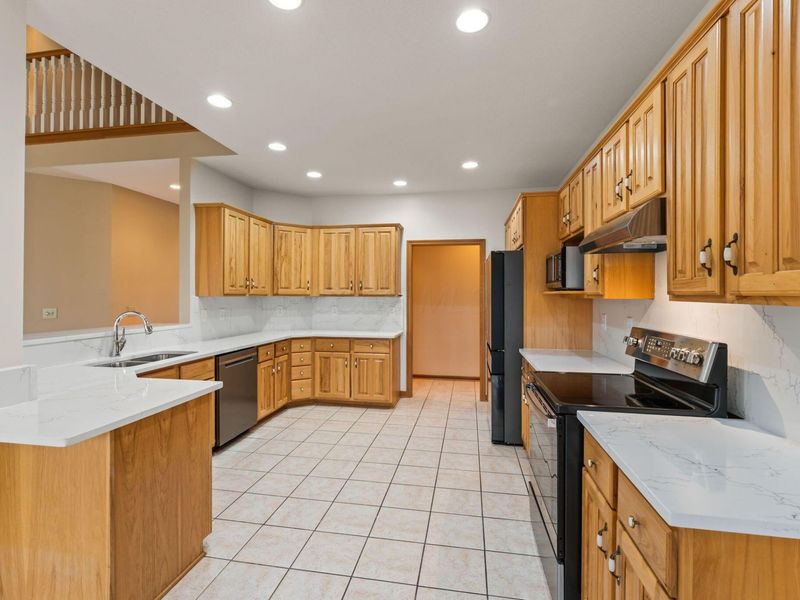 2690 Red Robin Way, Delaware, OH 43015 Photo 16