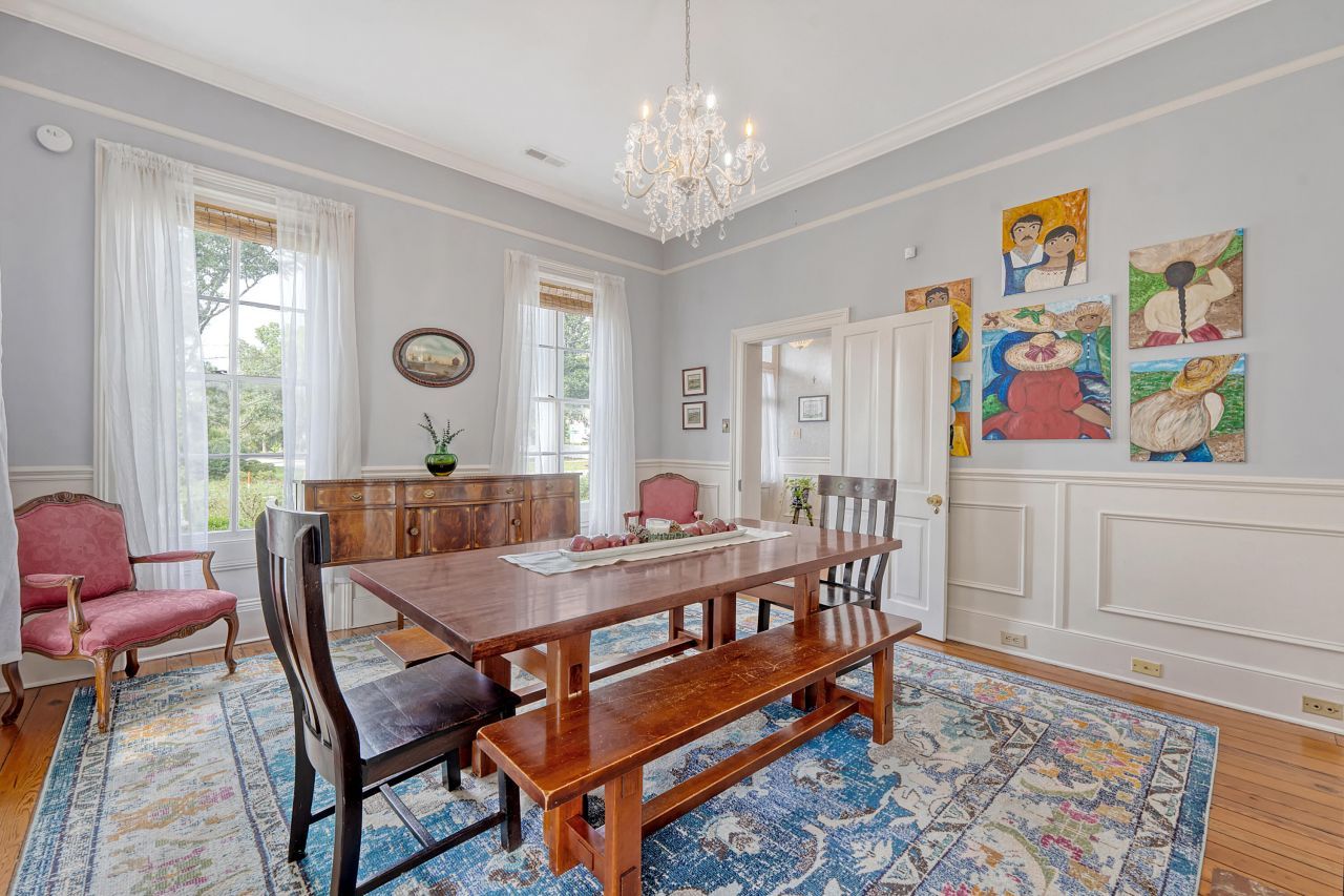 301 E Richardson Avenue Photo 13