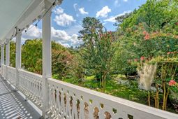 301 E Richardson Avenue photo 4