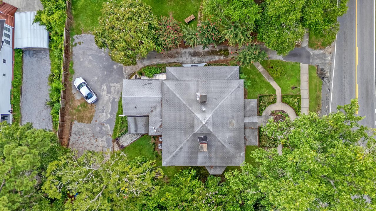 301 E Richardson Avenue Photo 57