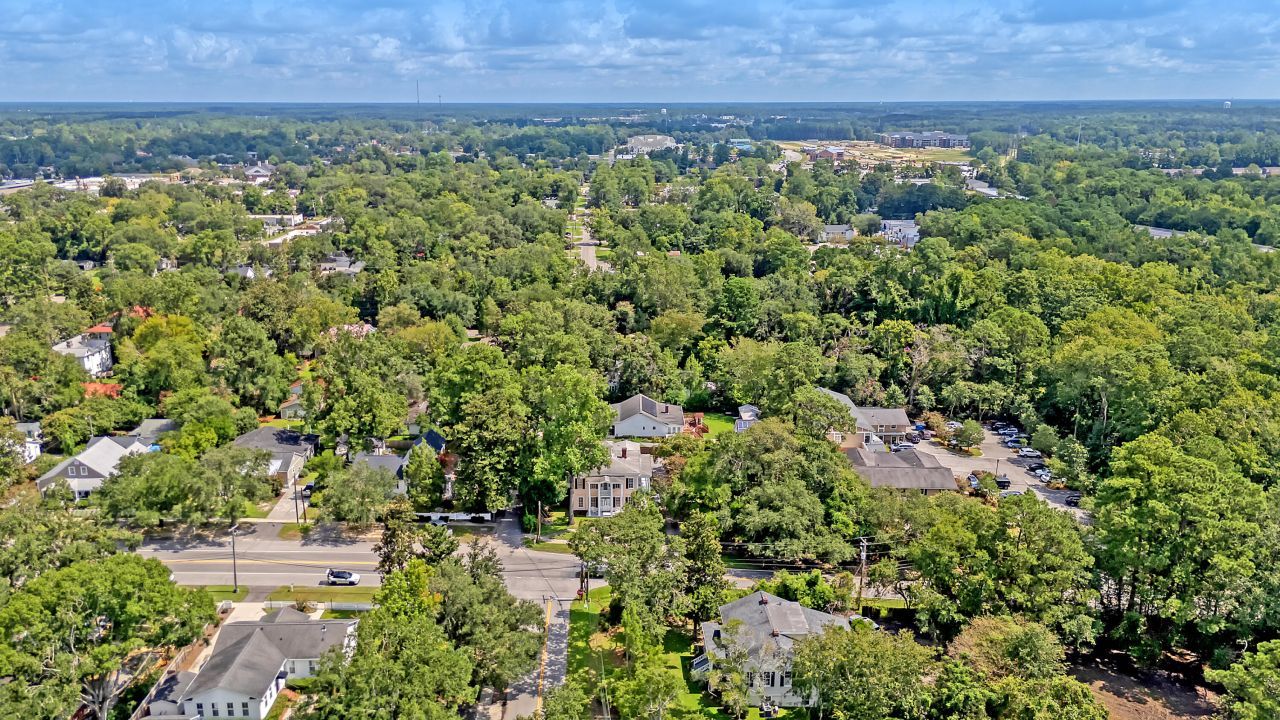 301 E Richardson Avenue Photo 61