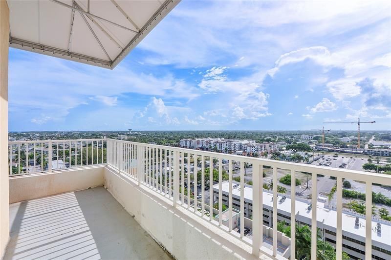 625 Casa Loma Blvd, Unit 1608, Boynton Beach, FL 33435 Photo