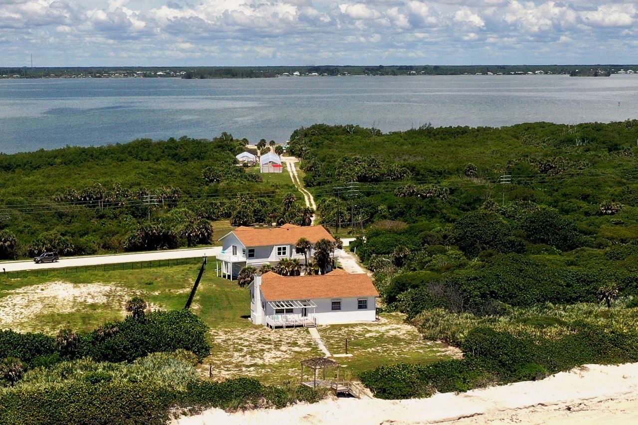 8515/ 8517/8519 Highway A1a S, Melbourne Beach, FL 32951 Photo