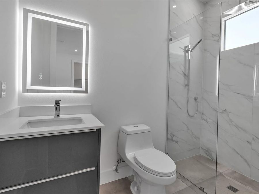 Property Image 93