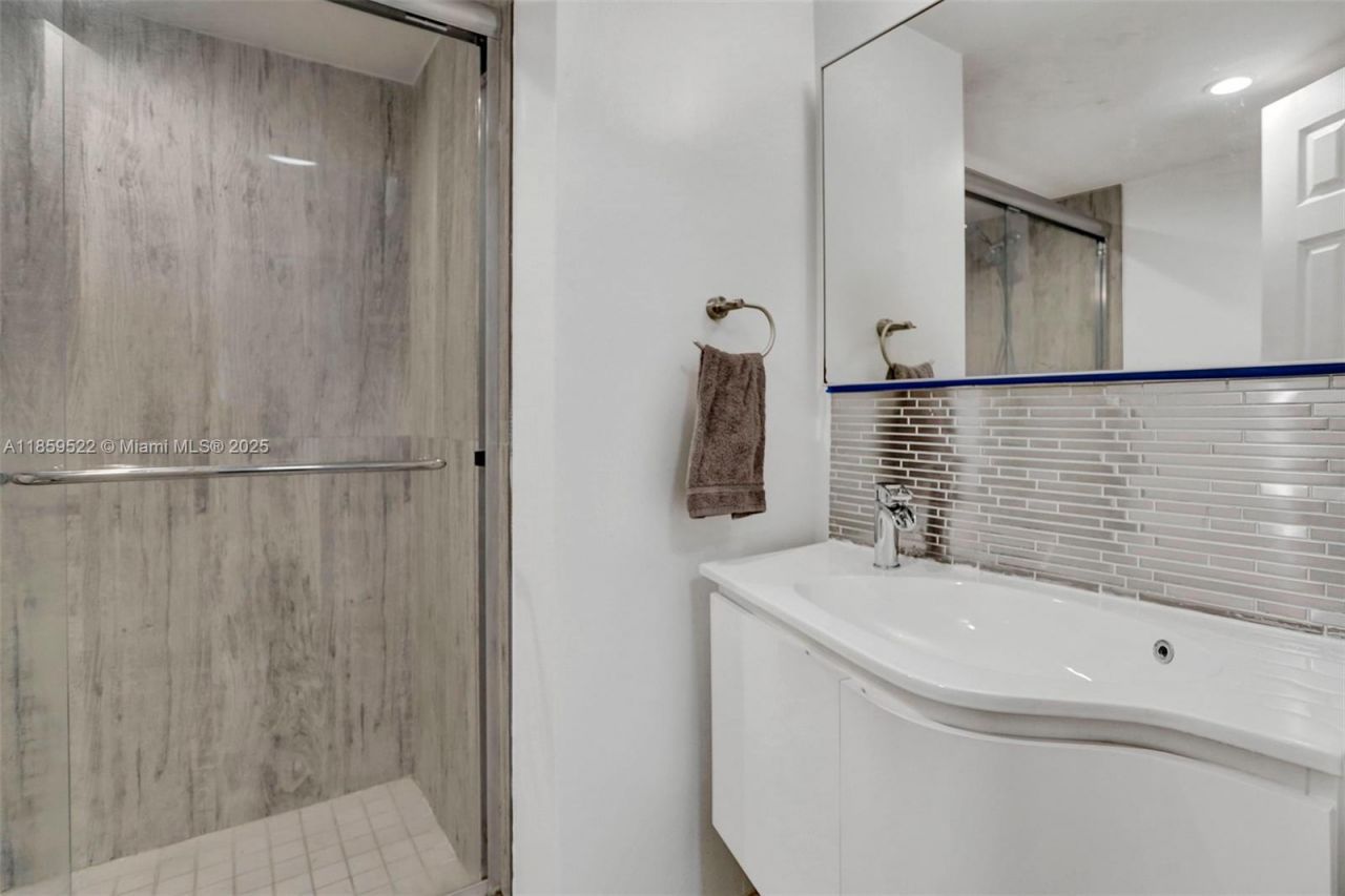 8401 SW 107th Ave, Unit 111E, Miami, FL 33173 Photo