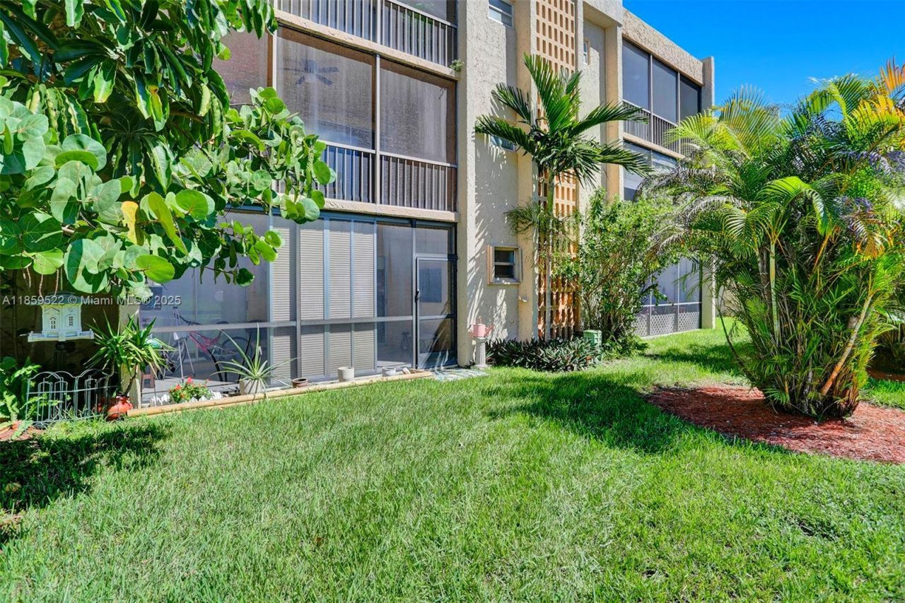 8401 SW 107th Ave, Unit 111E, Miami, FL 33173 Photo