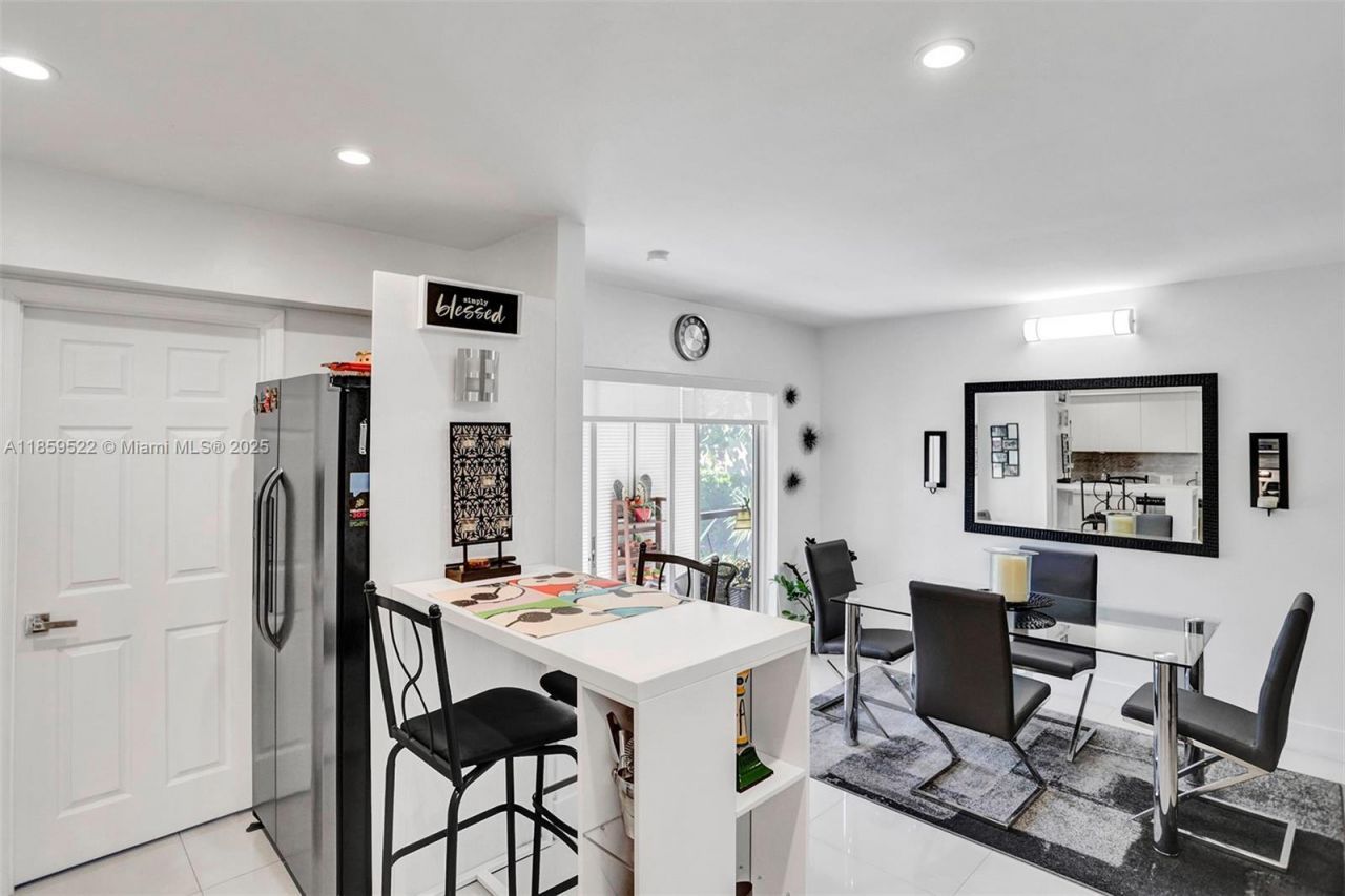 8401 SW 107th Ave, Unit 111E, Miami, FL 33173 Photo