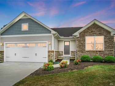 6777 Crystal Harbour Drive, Middletown, OH 45042
