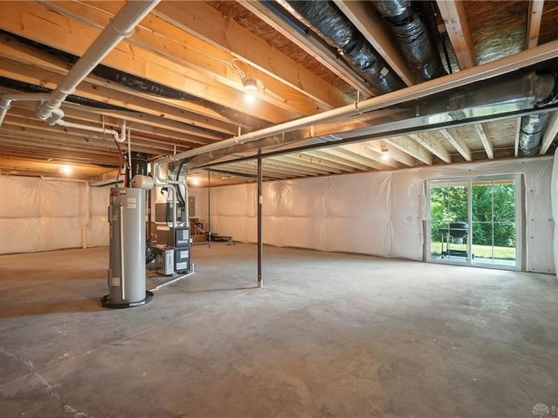 6777 Crystal Harbour Drive, Middletown, OH 45042 Photo 37