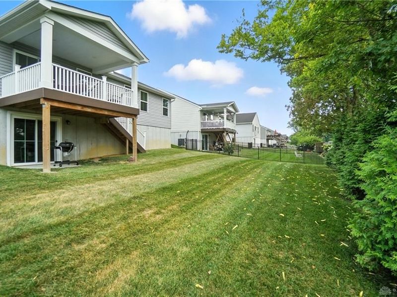 6777 Crystal Harbour Drive, Middletown, OH 45042 Photo 42