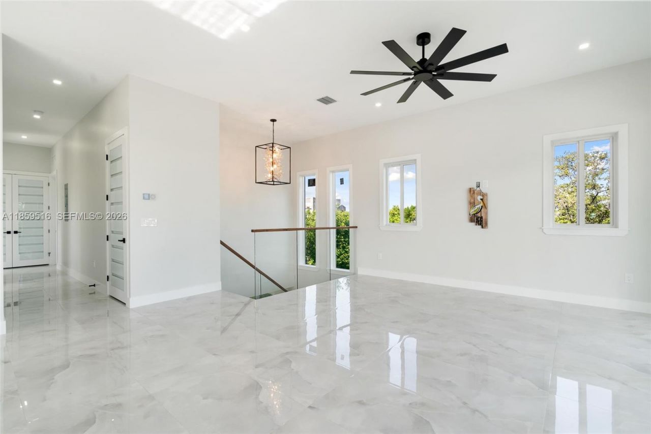 862 Cardinal Ln, Key Largo, FL 33037 Photo