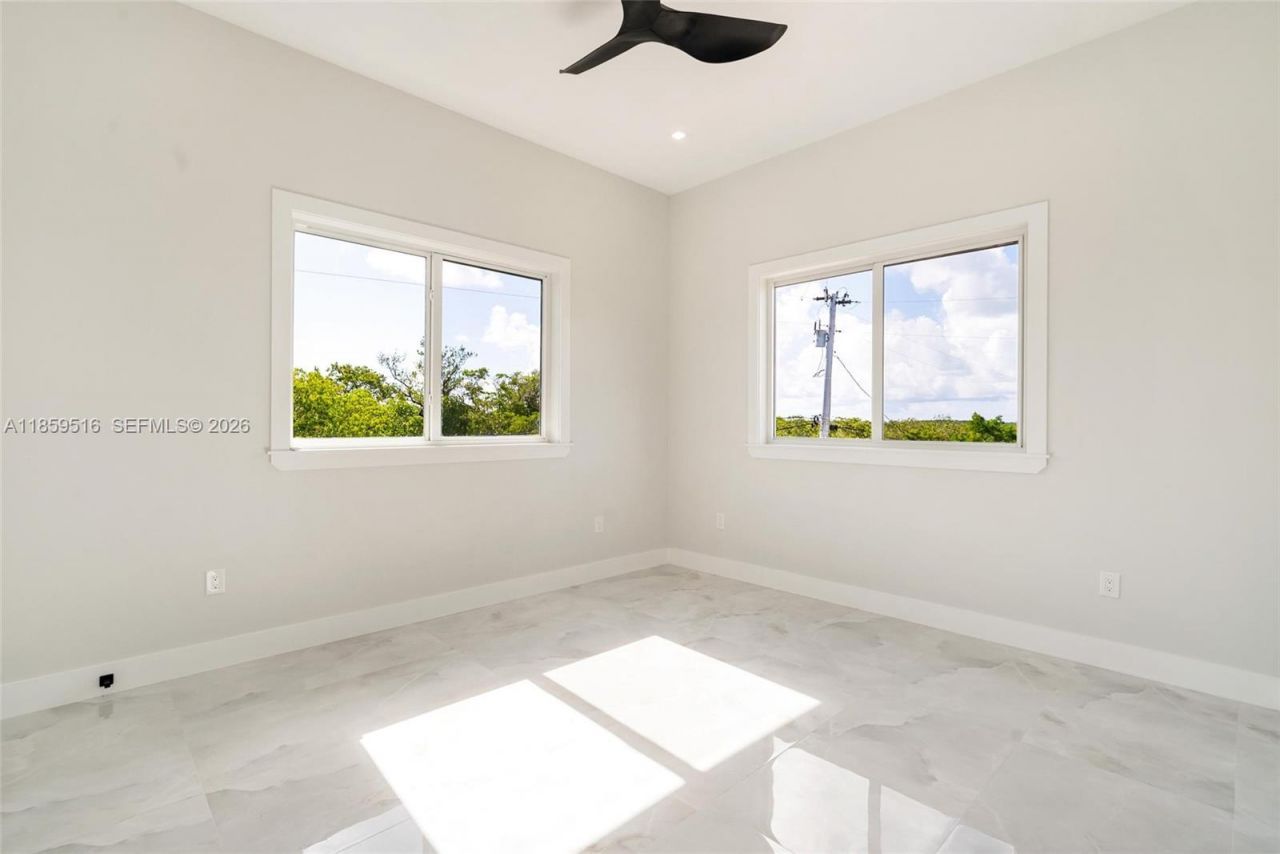 862 Cardinal Ln, Key Largo, FL 33037 Photo