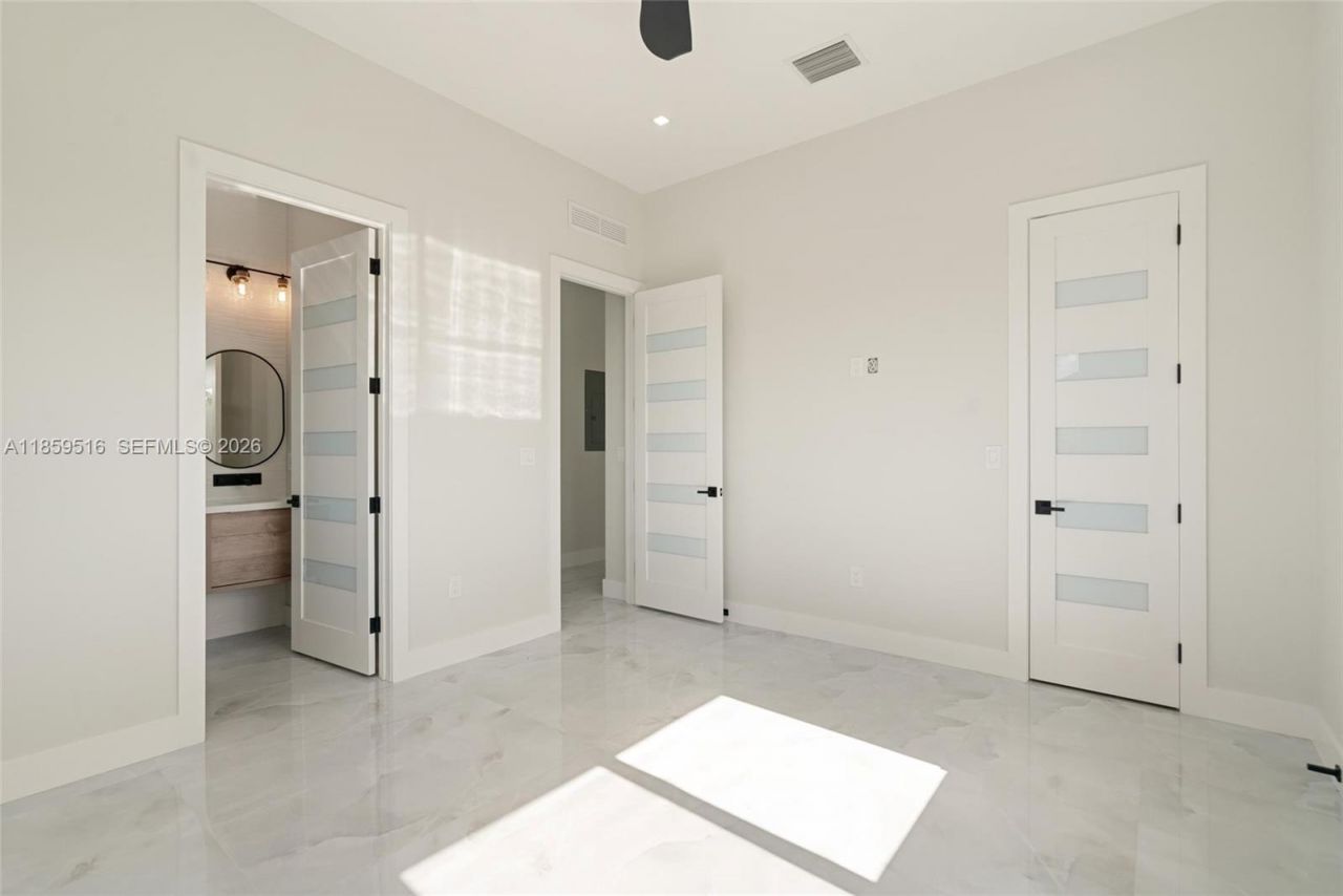 862 Cardinal Ln, Key Largo, FL 33037 Photo