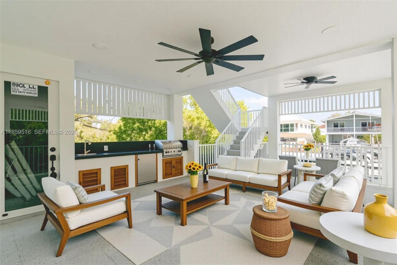 862 Cardinal Ln, Key Largo, FL 33037 Photo