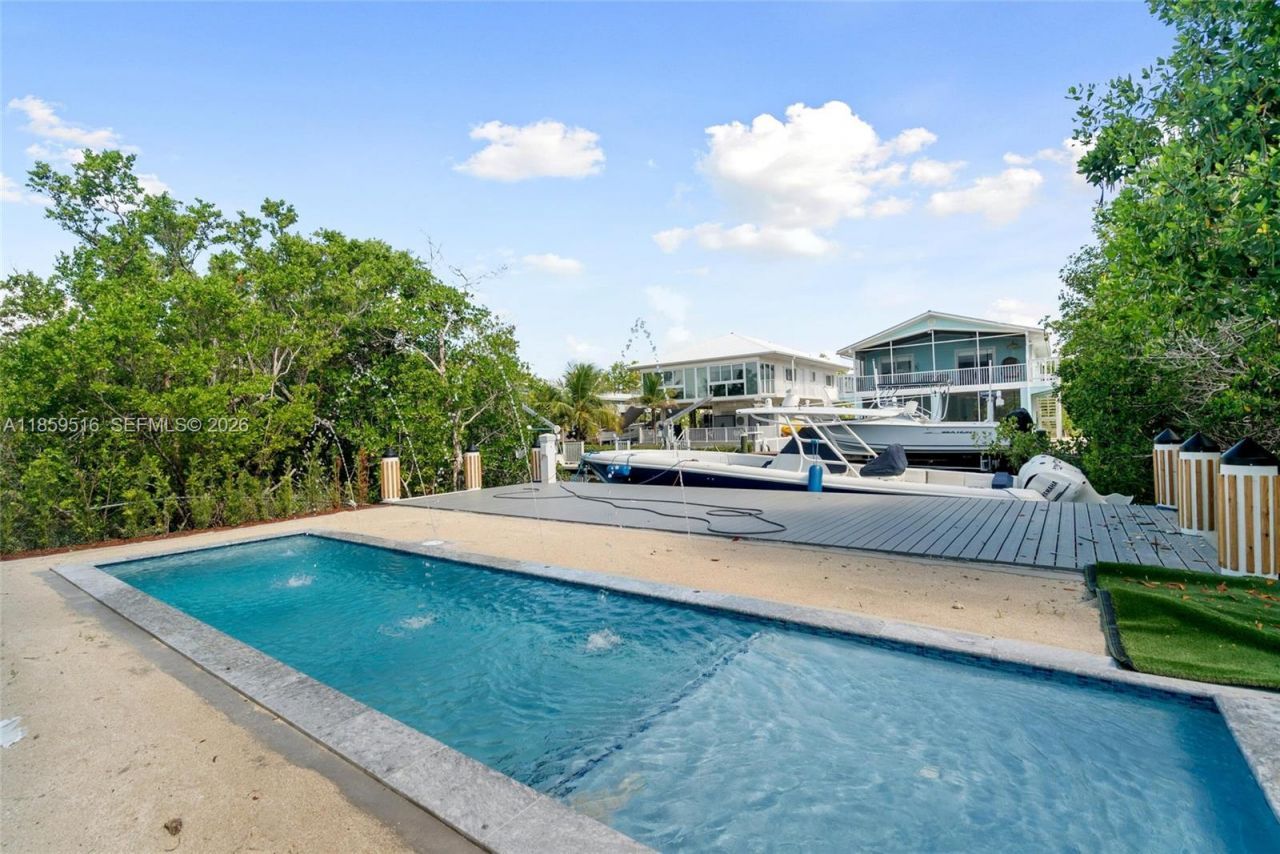 862 Cardinal Ln, Key Largo, FL 33037 Photo