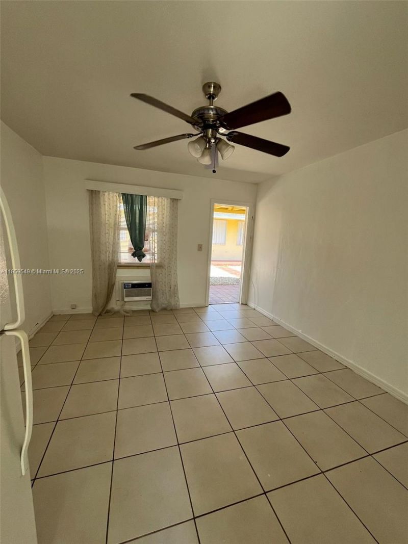 1915 Fletcher St, Unit w4, Hollywood, FL 33020 Photo