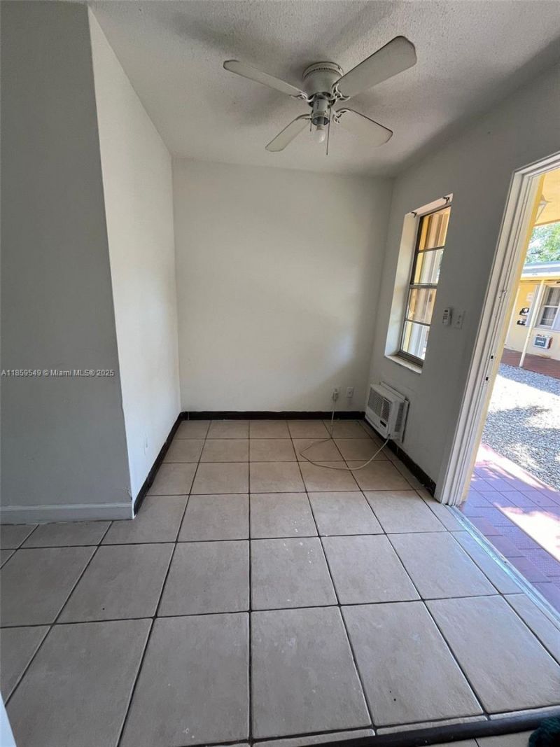 1915 Fletcher St, Unit w4, Hollywood, FL 33020 Photo