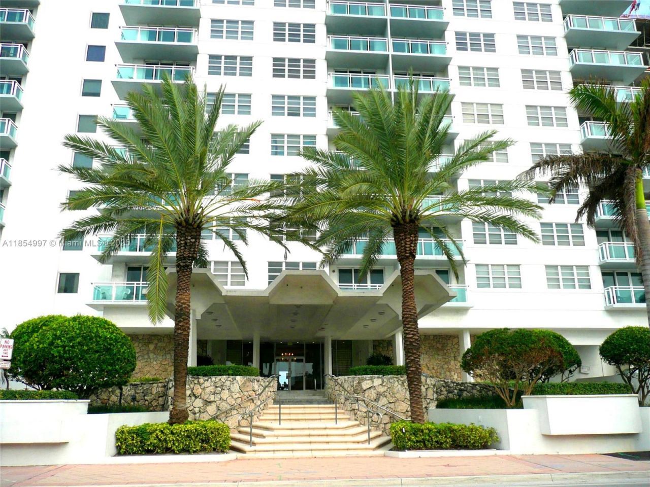 6917 Collins Ave, Unit 408, Miami Beach, FL 33141 Photo