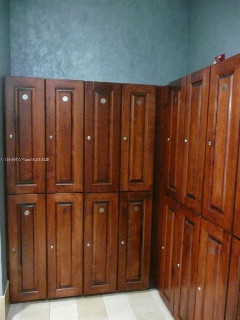 6917 Collins Ave, Unit 408, Miami Beach, FL 33141 Photo