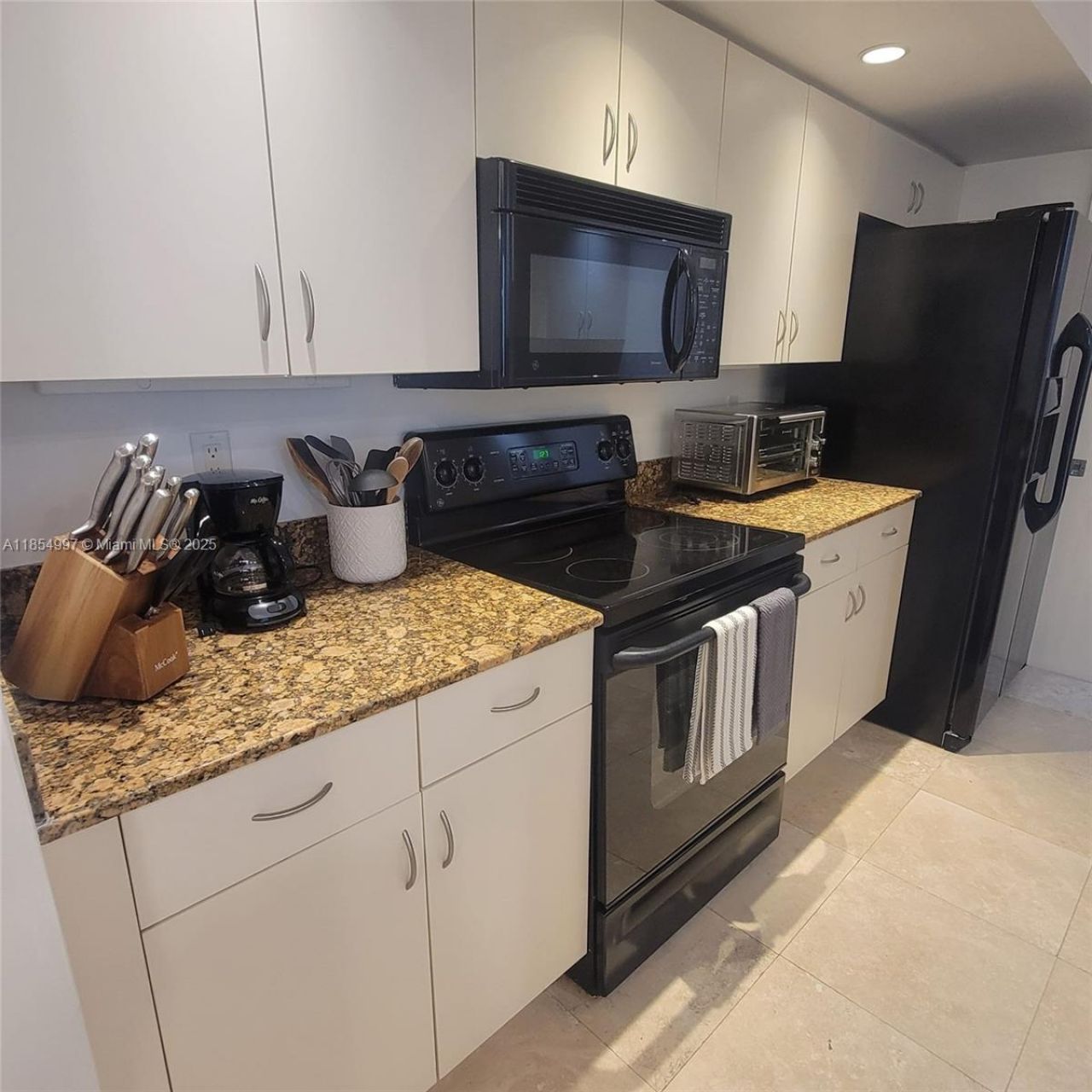 6917 Collins Ave, Unit 408, Miami Beach, FL 33141 Photo