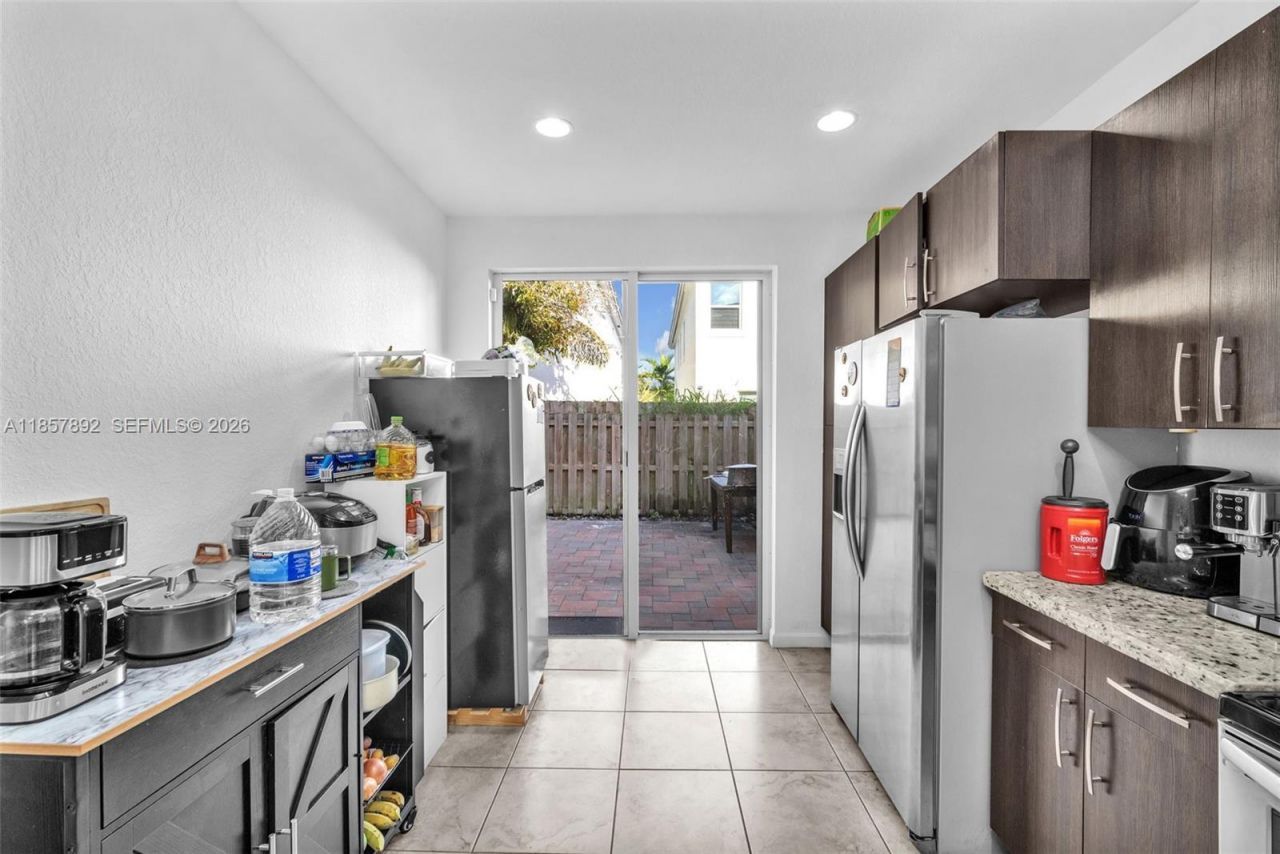 1429 SE 26th Ave, Homestead, FL 33035 Photo