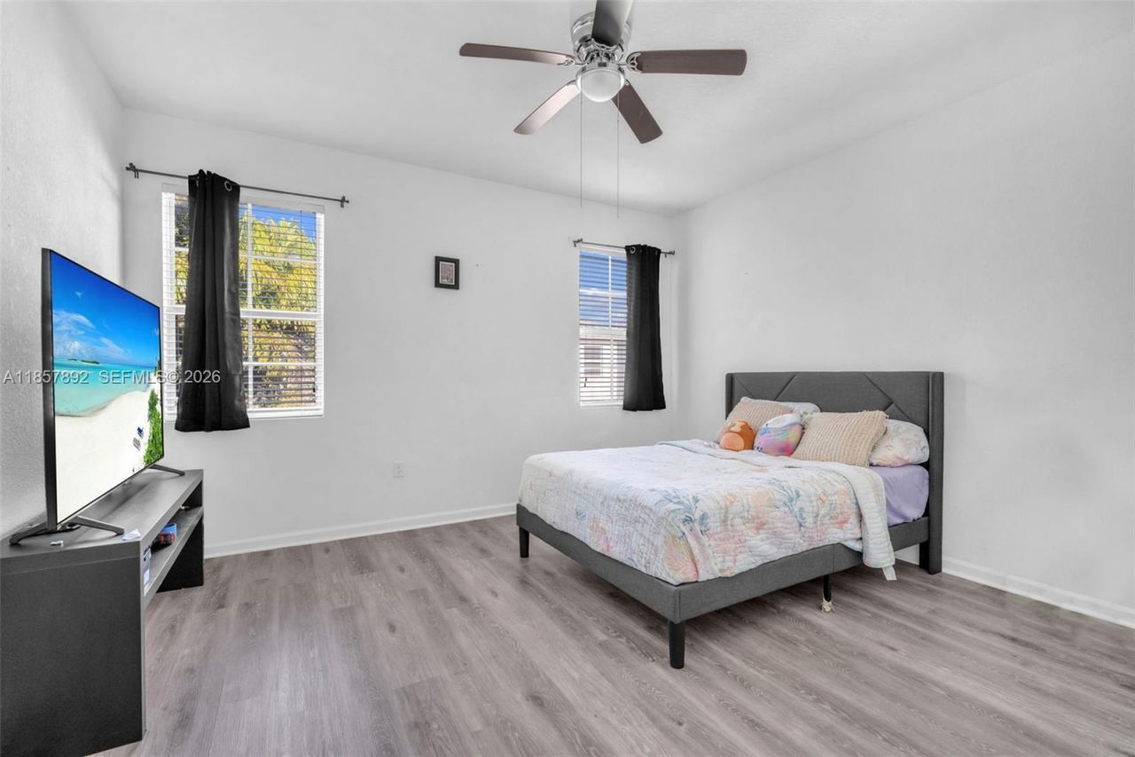 1429 SE 26th Ave, Homestead, FL 33035 Photo