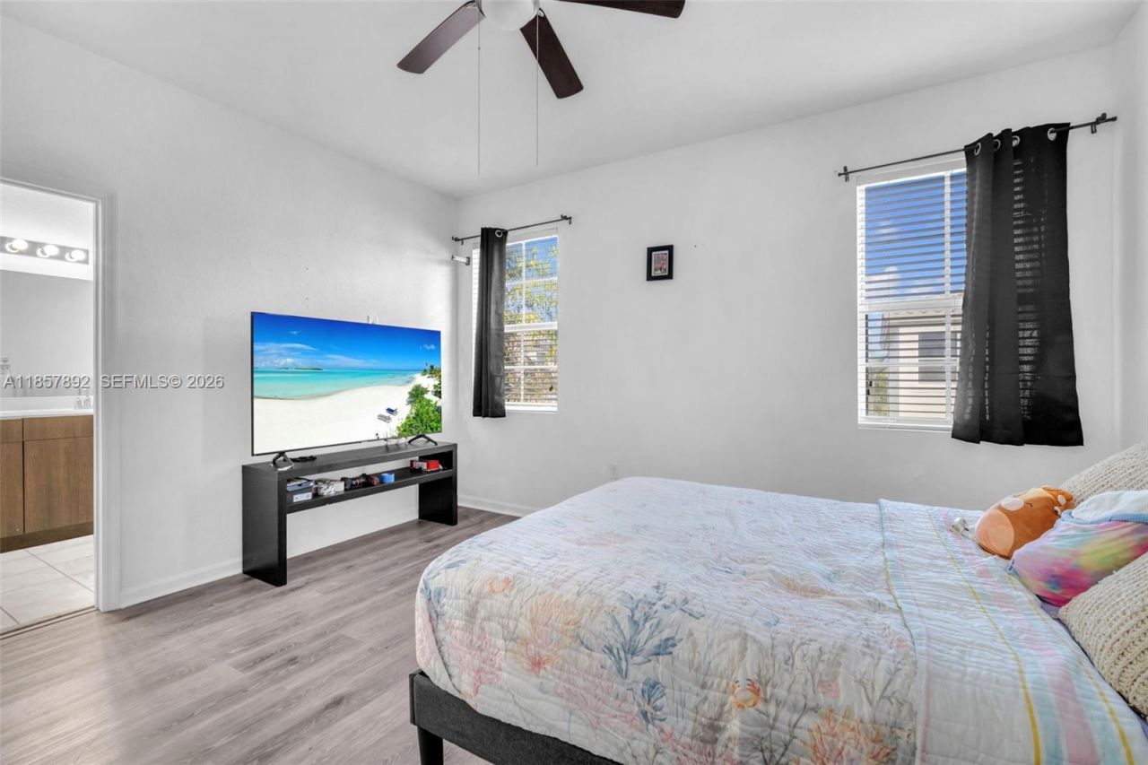 1429 SE 26th Ave, Homestead, FL 33035 Photo