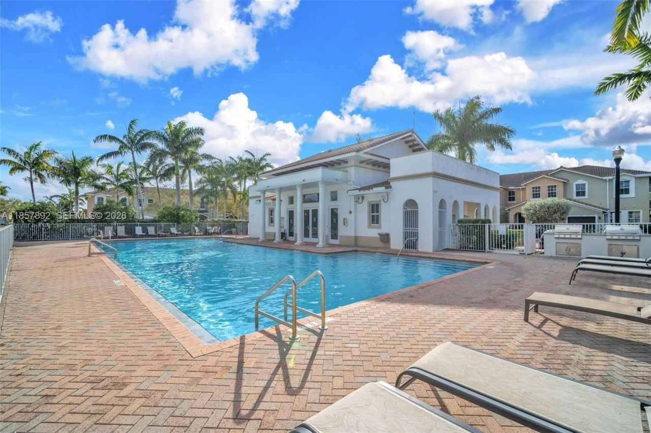 1429 SE 26th Ave, Homestead, FL 33035 Photo