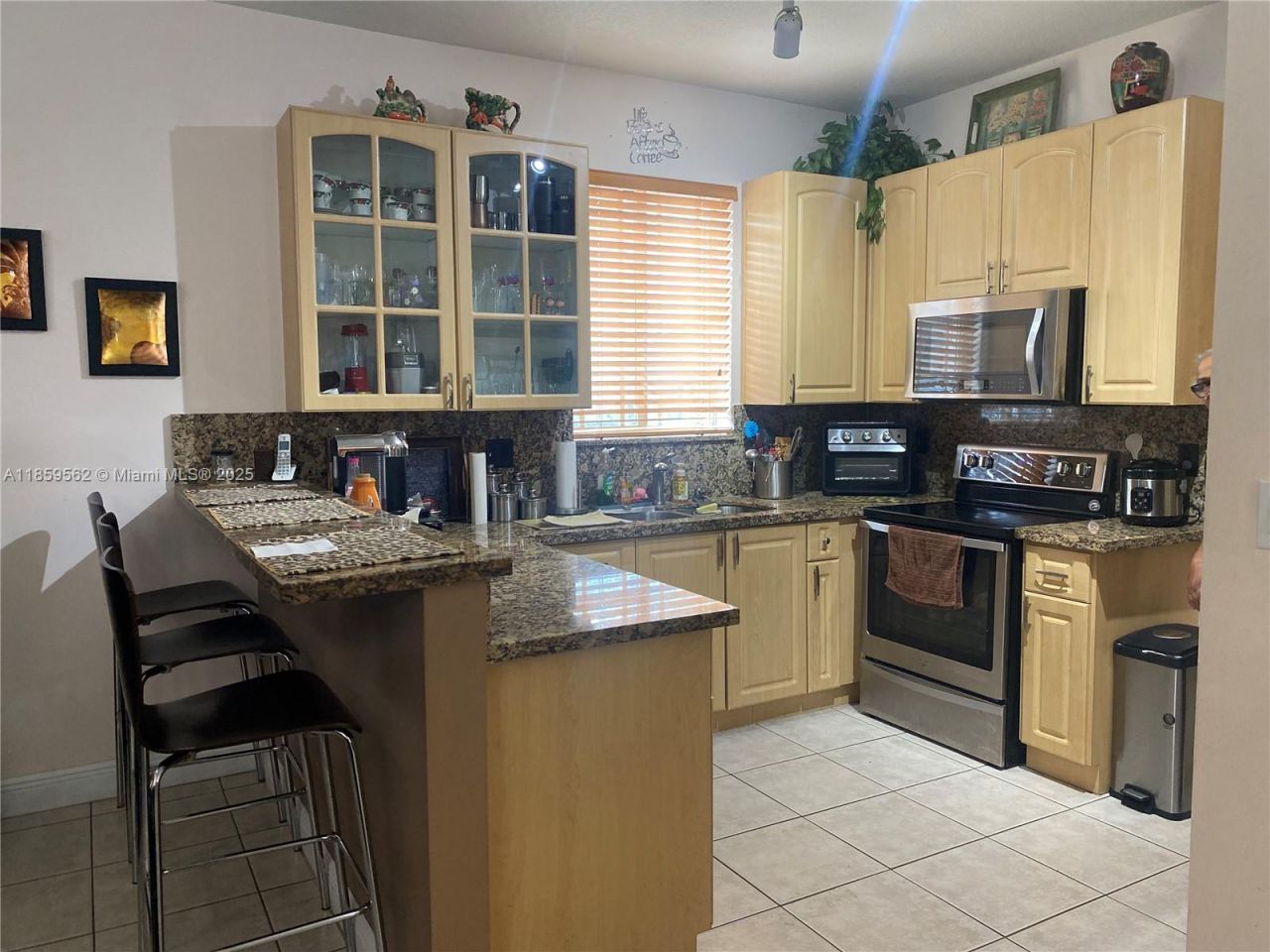 7760 NW 163rd St, Miami Lakes, FL 33016 Photo