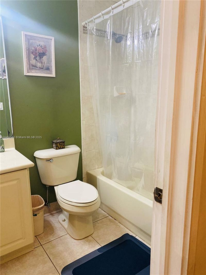 7760 NW 163rd St, Miami Lakes, FL 33016 Photo