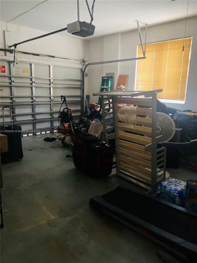 7760 NW 163rd St, Miami Lakes, FL 33016 Photo