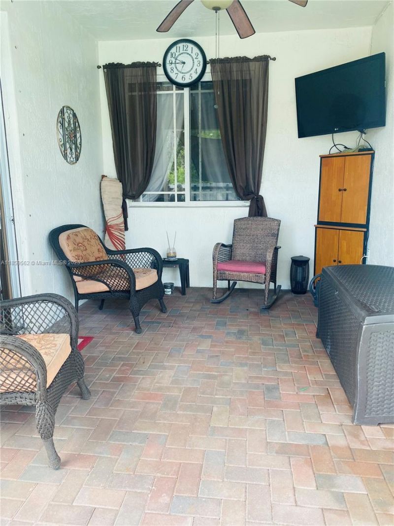 7760 NW 163rd St, Miami Lakes, FL 33016 Photo