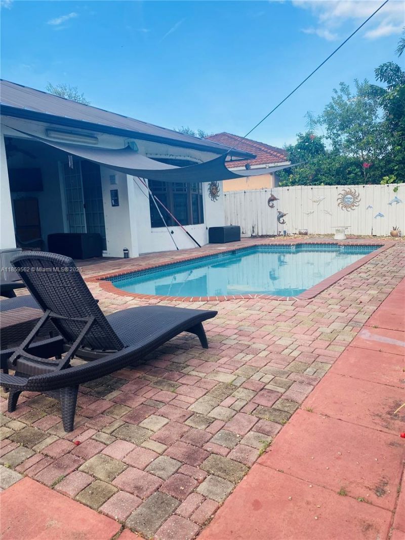 7760 NW 163rd St, Miami Lakes, FL 33016 Photo