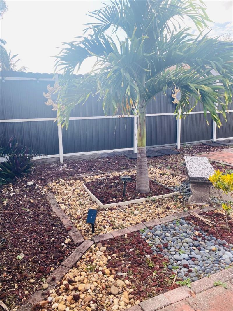 7760 NW 163rd St, Miami Lakes, FL 33016 Photo