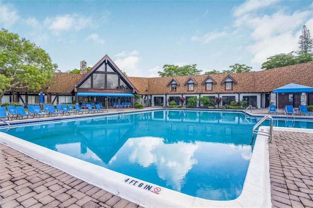 3710 Inverrary Drive, Unit 3T, Lauderhill, FL 33319 Photo