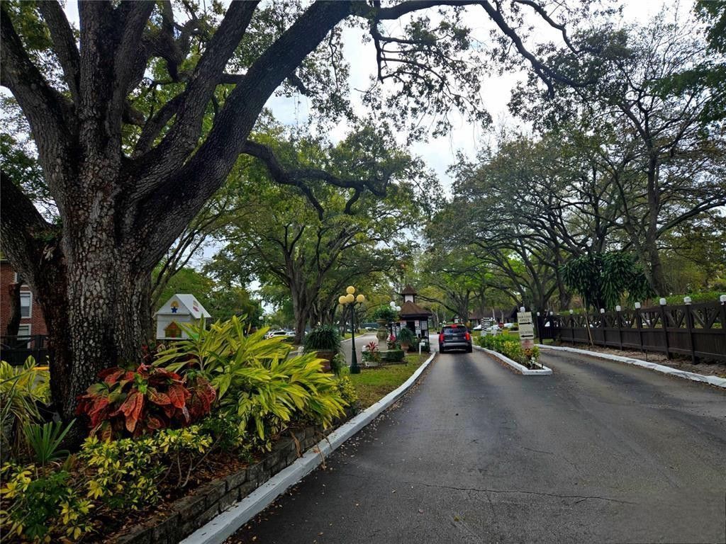 3710 Inverrary Drive, Unit 3T, Lauderhill, FL 33319 Photo