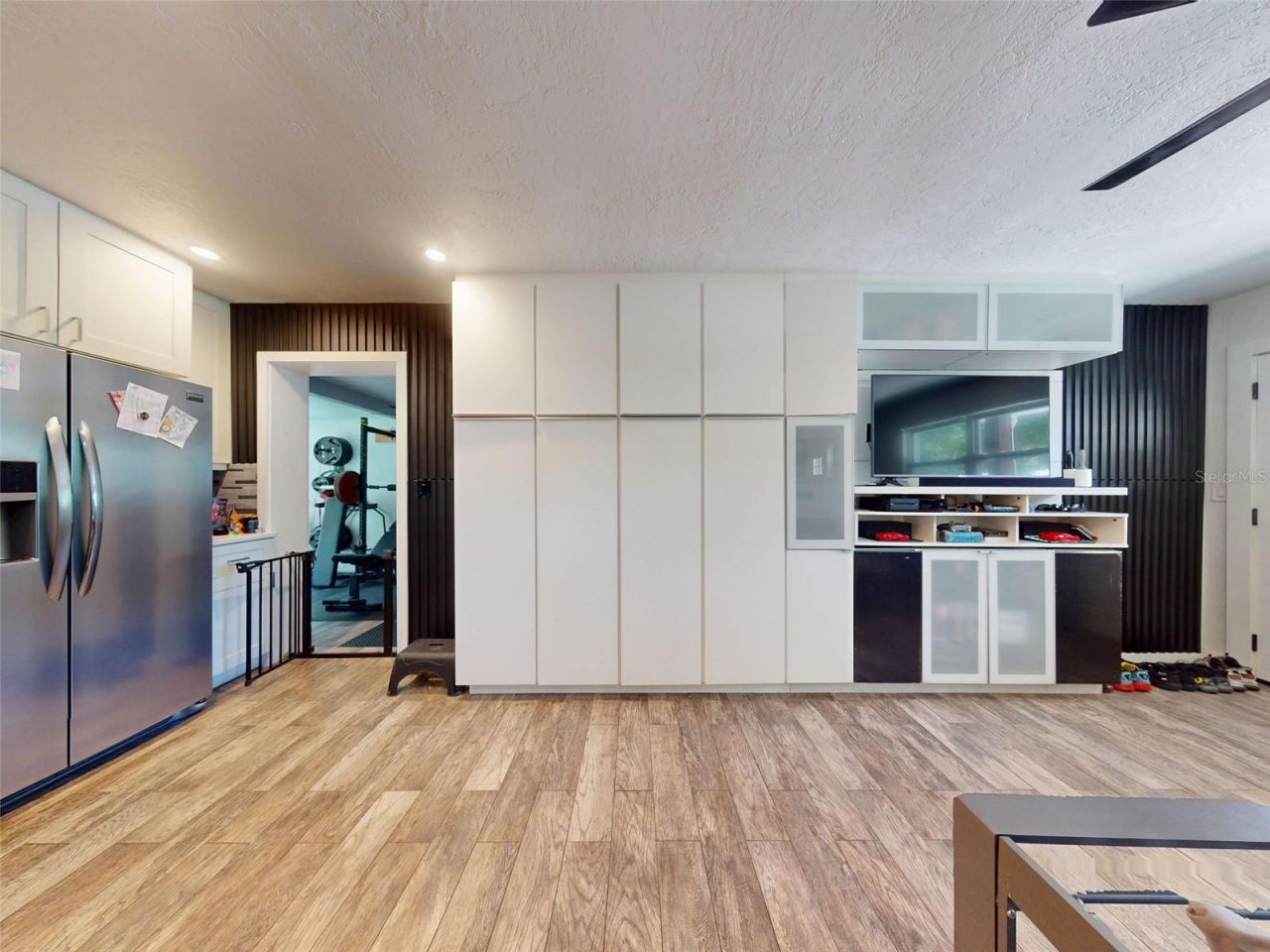 811 E 10th Avenue, New Smyrna Beach, FL 32169 Photo