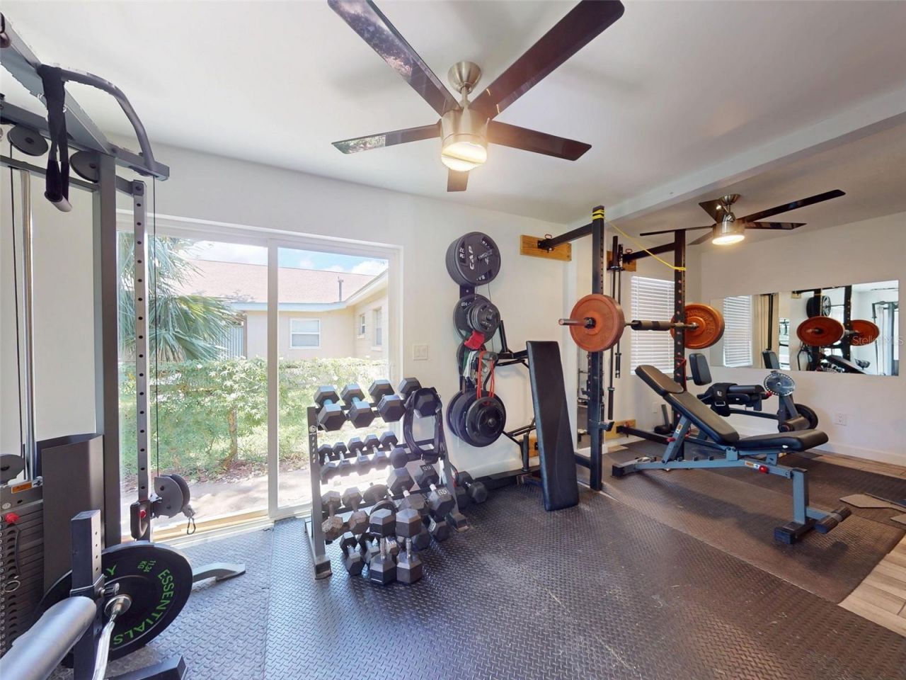 811 E 10th Avenue, New Smyrna Beach, FL 32169 Photo