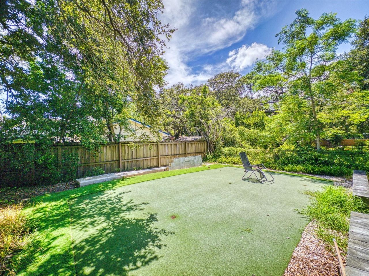 811 E 10th Avenue, New Smyrna Beach, FL 32169 Photo