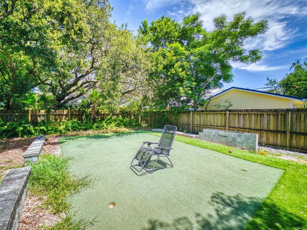 811 E 10th Avenue, New Smyrna Beach, FL 32169 Photo