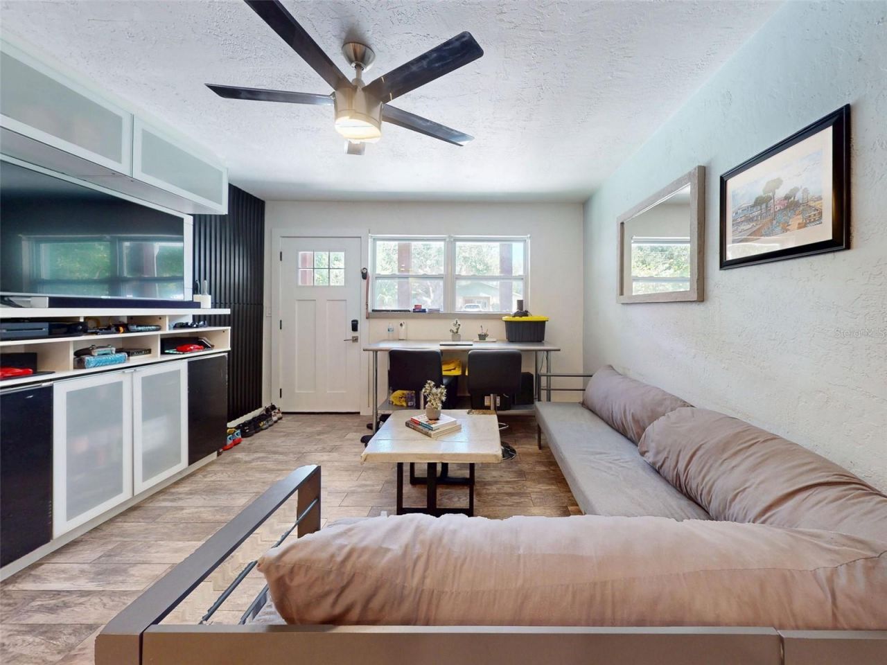 811 E 10th Avenue, New Smyrna Beach, FL 32169 Photo