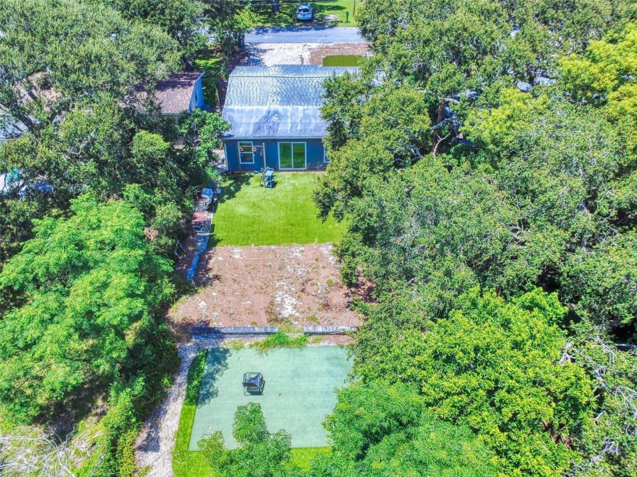 811 E 10th Avenue, New Smyrna Beach, FL 32169 Photo